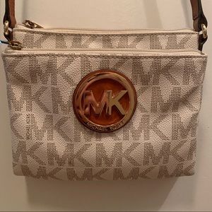 MICHAEL KORS Small Crossbody Bag